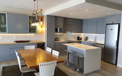 Apartment / Flat For Rent in Dolphin Beach, Cape Town
